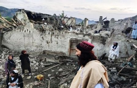 Earthquake wreaks havoc on Afghanistan huge loss of life thousands killed 1